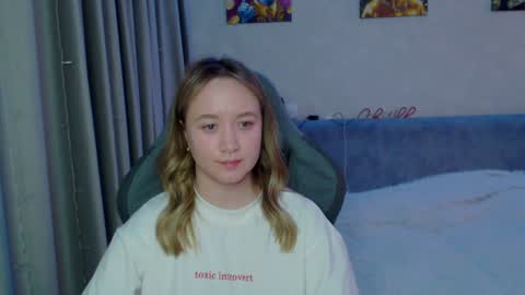 _lalune_ online show from 01-25-25, 03:19