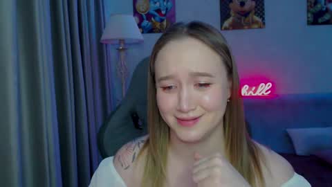 _lalune_ online show from 02-17-25, 05:21