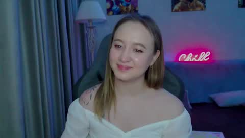 _lalune_ online show from 02-17-25, 08:26