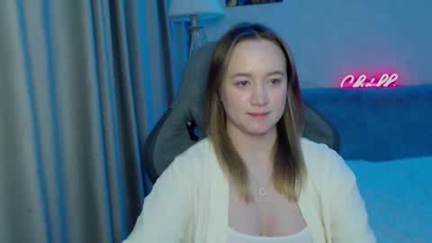 _lalune_ online show from 02-25-25, 01:20