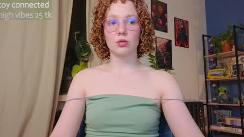 Salome   Lovense always on from 5 tk   My content and your custom requests  online show from 02-04-25, 01:45