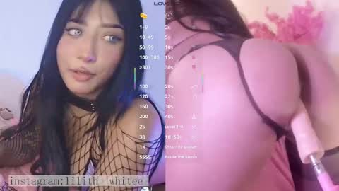 Snapshot of _lilith_white_ chatting on 10-17-25, 02:52 Lilith online show from 10-17-25, 02:52