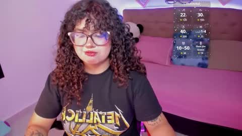 Liily online show from 11-21-25, 09:02