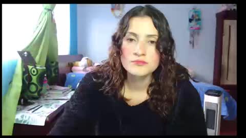 Snapshot of _lindasy_ chatting on 09-15-25, 09:37 Lindasy online show from 09-15-25, 09:37