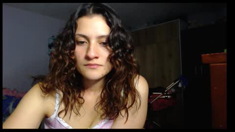 Snapshot of _lindasy_ chatting on 09-29-25, 03:33 Lindasy online show from 09-29-25, 03:33
