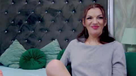 Snapshot of _lissa_ann_ chatting on 02-18-25, 10:03 Lisa online show from 02-18-25, 10:03