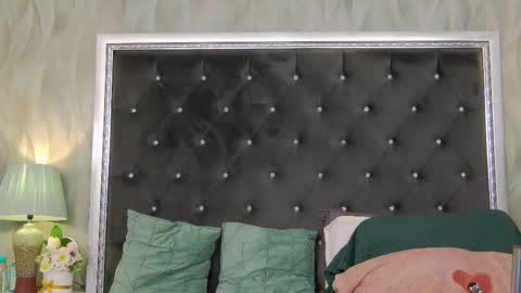 Snapshot of _lissa_ann_ chatting on 02-26-26, 04:00 Lisa online show from 02-26-26, 04:00