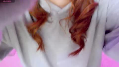 Snapshot of _lloou_ chatting on 11-05-25, 01:49 Sofia 3 online show from 11-05-25, 01:49