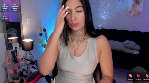  Laura  Independent Model  online show from 02-05-25, 11:44