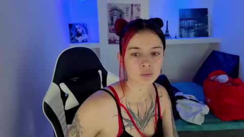 Lucia online show from 10-13-25, 07:03