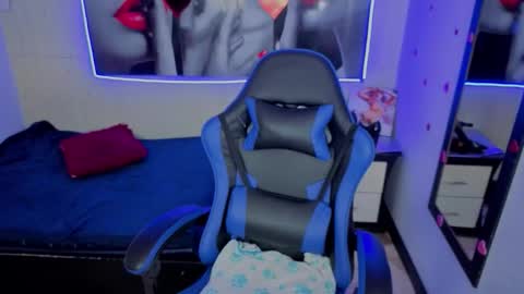 Lucia online show from 02-16-26, 06:26