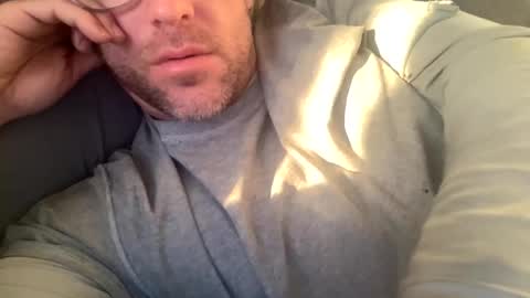 Snapshot of _lululeo_ chatting on 03-26-26, 02:17 _lululeo_ online show from 03-26-26, 02:17