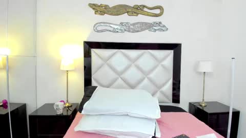  luna  sweet  online show from 02-23-25, 06:07