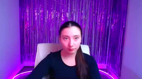 Luna online show from 09-09-25, 05:29