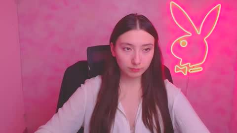 Luna online show from 09-26-25, 11:14