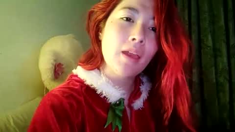 _lunaa__ online show from 12-31-24, 04:16