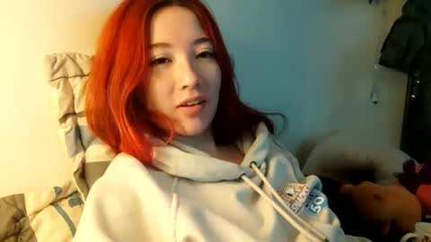 _lunaa__ online show from 01-31-25, 06:35