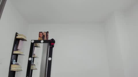 Luna online show from 01-13-26, 09:53