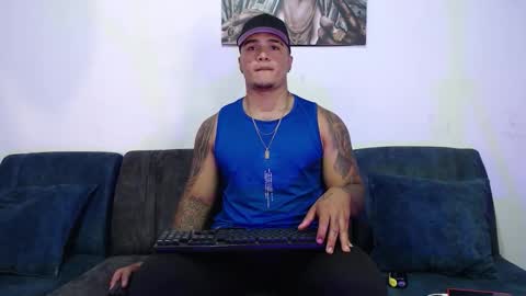 Snapshot of _luxury_23 chatting on 09-13-25, 03:17 STIVEN online show from 09-13-25, 03:17