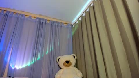 Maia online show from 02-17-26, 07:09