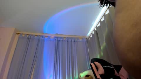 Maia online show from 02-22-26, 07:01