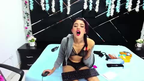 maleja online show from 11-05-25, 03:39