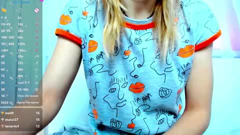 Scarlett online show from 01-13-25, 07:43
