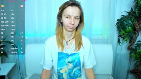 Scarlett online show from 10-16-25, 09:10