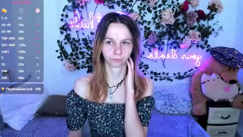 Scarlett online show from 12-04-25, 01:20