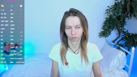 Snapshot of _mari_so chatting on 03-04-26, 11:49 Scarlett online show from 03-04-26, 11:49