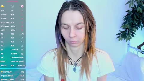 Snapshot of _mari_so chatting on 03-05-26, 11:50 Scarlett online show from 03-05-26, 11:50