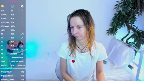 Snapshot of _mari_so chatting on 03-06-26, 01:24 Scarlett online show from 03-06-26, 01:24