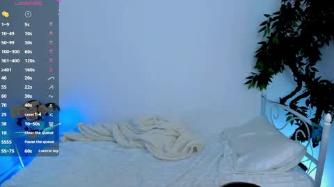 Snapshot of _mari_so chatting on 03-23-26, 06:28 Scarlett online show from 03-23-26, 06:28