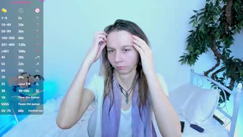 Snapshot of _mari_so chatting on 03-25-26, 02:17 Scarlett online show from 03-25-26, 02:17