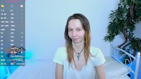 Snapshot of _mari_so chatting on 03-26-26, 02:17 Scarlett online show from 03-26-26, 02:17