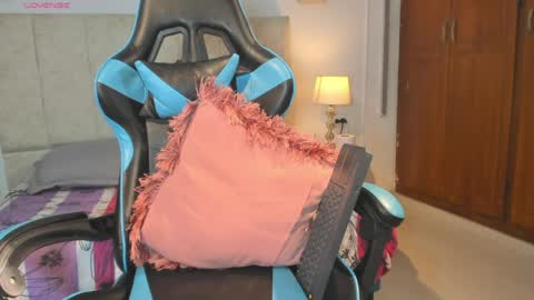 Maria online show from 03-28-26, 01:00