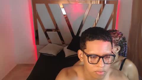 Snapshot of _mark_coral chatting on 01-29-25, 10:43 mark and coral online show from 01-29-25, 10:43