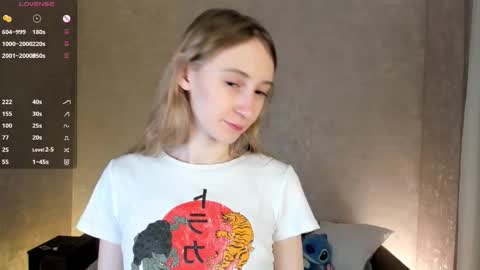  Gwen  online show from 10-12-25, 03:27