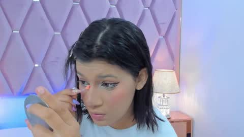 Nahayo  online show from 11-14-25, 12:15