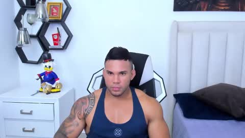 _matthew_santos_ online show from 01-28-25, 02:43