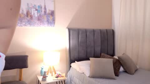 Snapshot of _megaan__ chatting on 02-20-26, 12:05 Megan online show from 02-20-26, 12:05