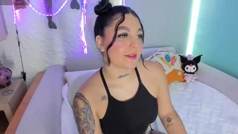_melodyblossom_ online show from 09-15-25, 08:31