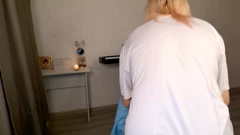 Snapshot of _meow_neko_ chatting on 11-16-25, 08:47 _meow_neko_ online show from 11-16-25, 08:47