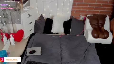 Merida independet model online show from 02-18-25, 04:37