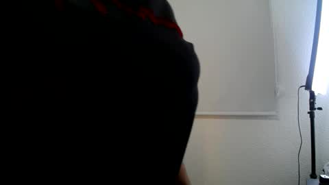  Mia  online show from 12-16-25, 12:43