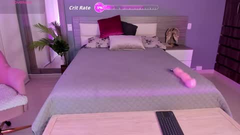 _miamiller_ online show from 12-22-25, 07:33