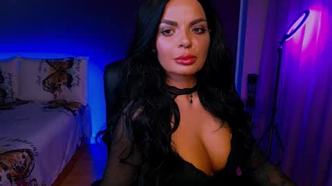 Milani online show from 11-25-25, 06:30