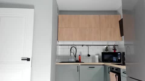 Snapshot of _miles19 chatting on 03-26-26, 03:17 _miles19 online show from 03-26-26, 03:17