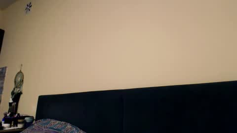 Boo online show from 10-18-25, 07:14