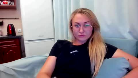 Eva online show from 09-10-25, 07:47